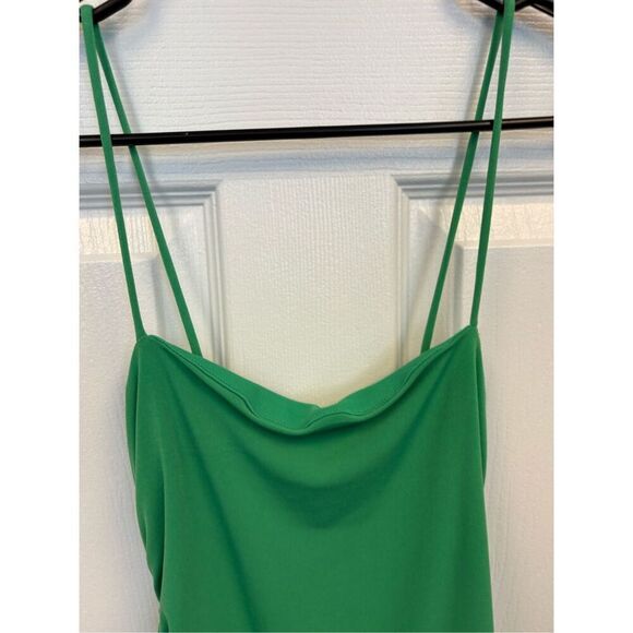 Ruched Green Dress - Picture 4 of 5